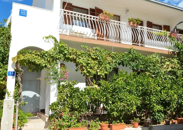 By The Sea Vinisce, Trogir - 16485 *